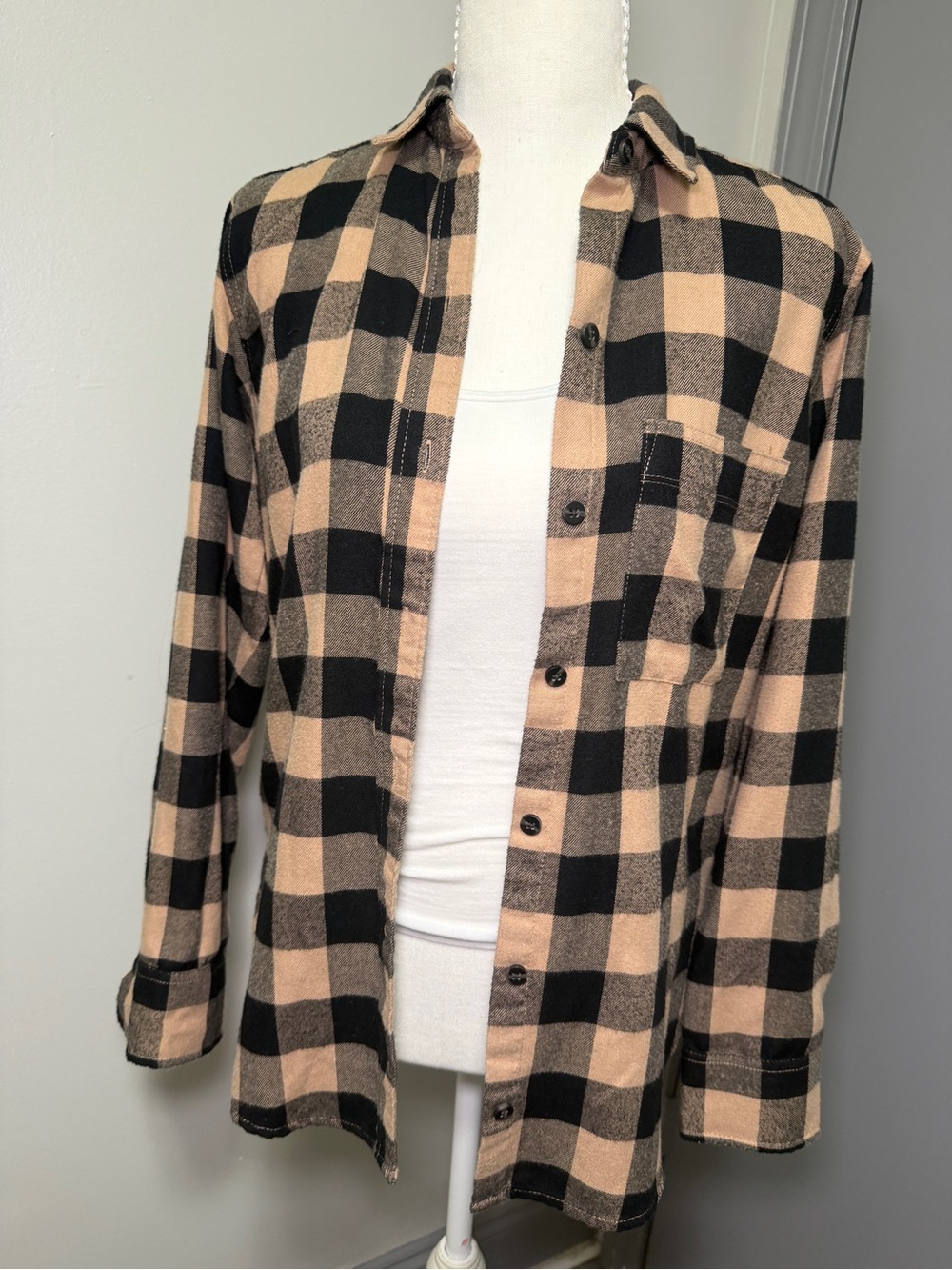 Abercrombie & Fitch Black and Tan Buffalo Plaid Button-Down Shirt